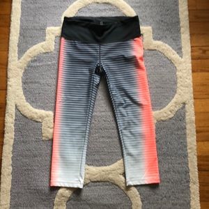 GAP Fun leggings